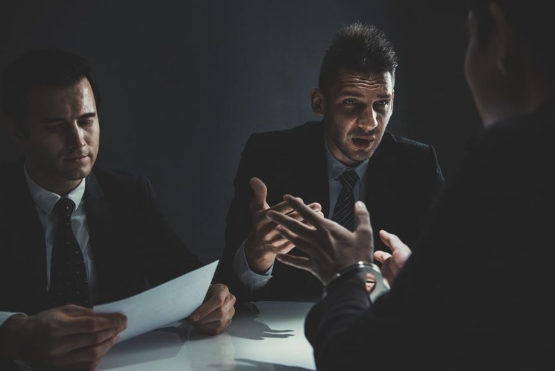 criminal-defense-lawyer-protects