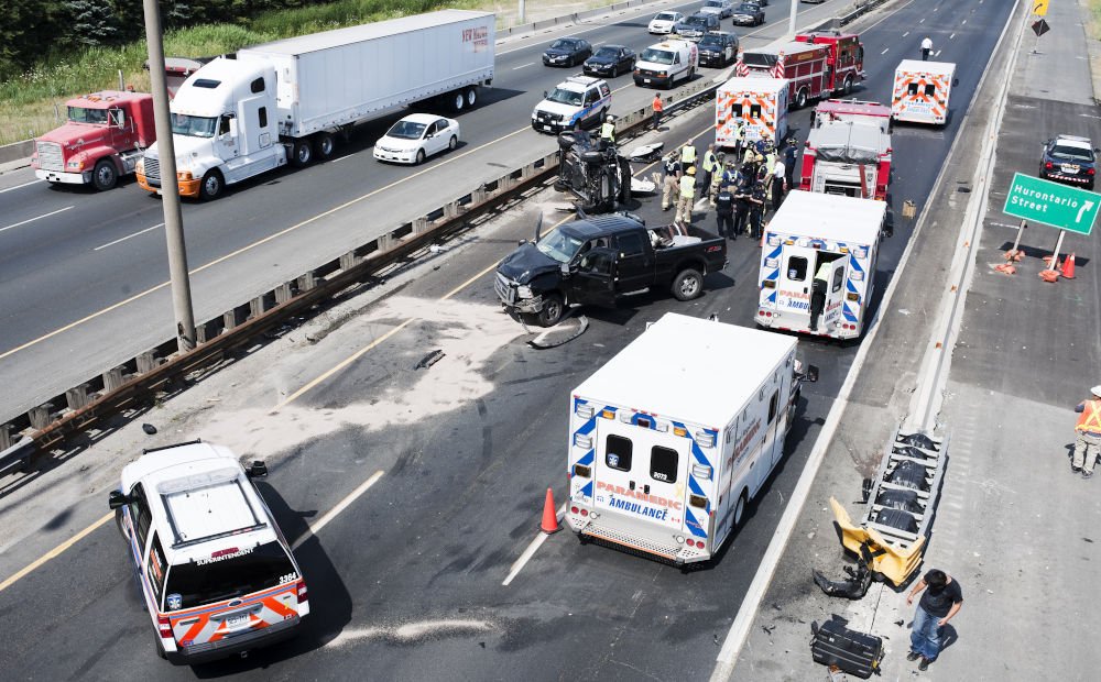 Serious Traffic Collision, Highway 401
