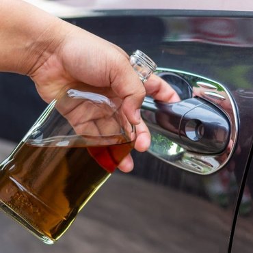 Editorial image introducing a legal guide explaining Ontario’s warning range rules for impaired driving and administrative penalties.